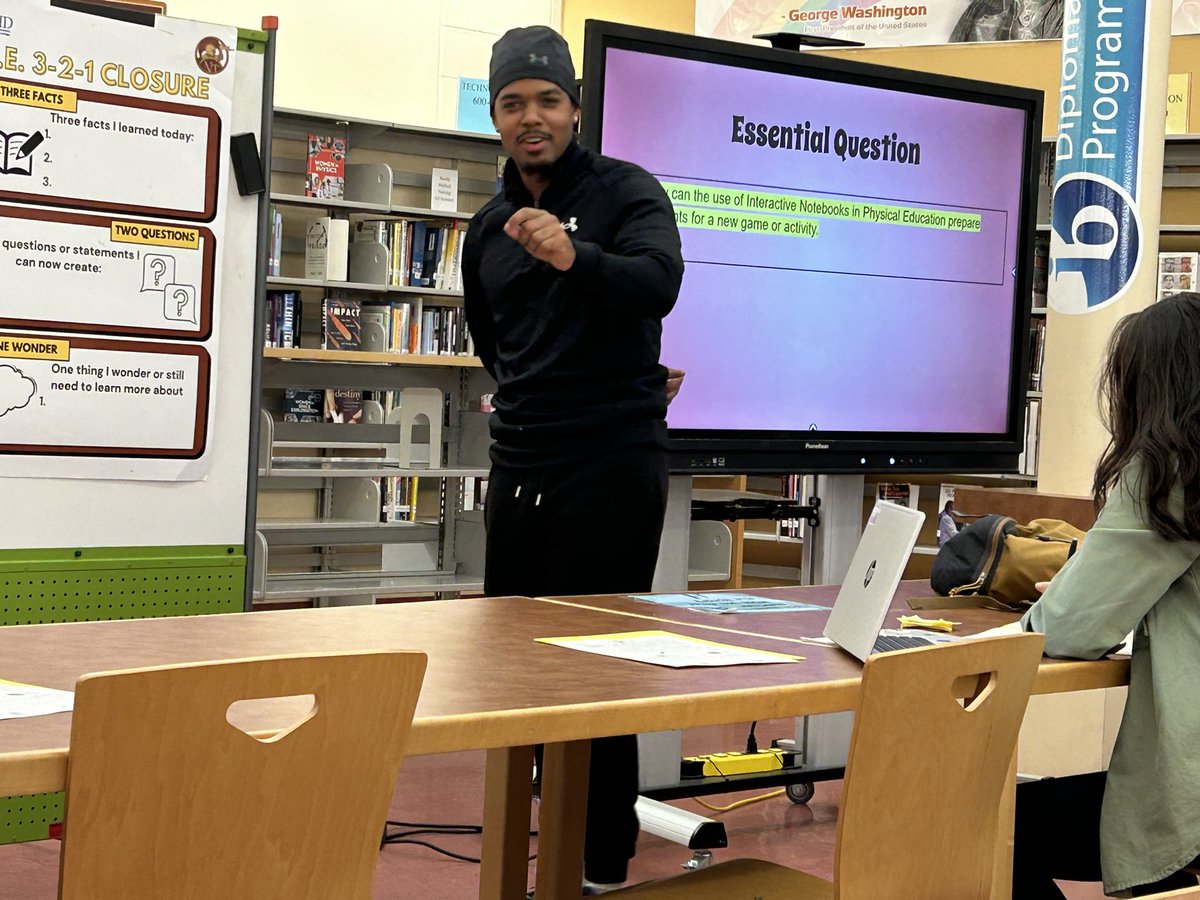NTHS_Titans's tweet image. Thank you to our wonderful physical education teachers for today’s fantastic faculty meeting #AvidStrategies #InteractiveNotebooks