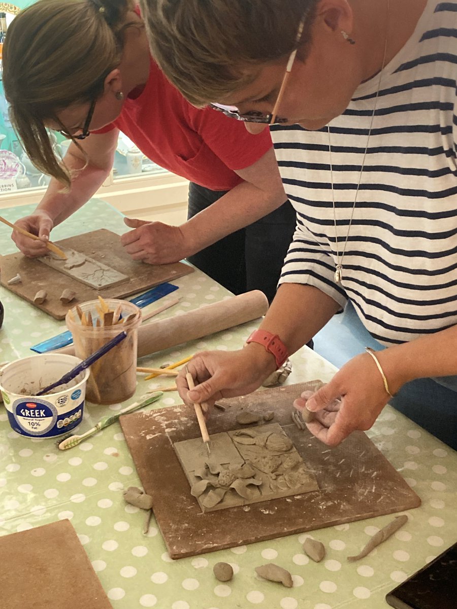 Hi #WorcestershireHour just 2 places left to Discover Pottery on Wednesdays 7-9pm for 8 wks, learning techniques of: throwing, slip casting, modelling & decorating #Creativity #PotteryThrowdown #YourWorcester #LoveCeramics info@museumofroyalworcester.org museumofroyalworcester.org/whats-on/disco…