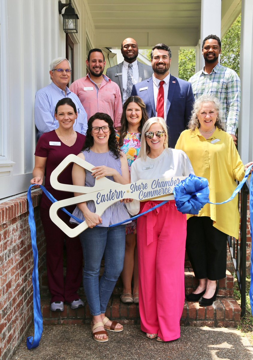 We celebrated new member, Ellison Smith Creative, with a ribbon cutting! 🥳 Ellison Smith Creative is a photography studio located in Daphne, AL. 

Learn More: business.eschamber.com/news/details/e…

#RibbonCutting #ESChamber #NewMember
