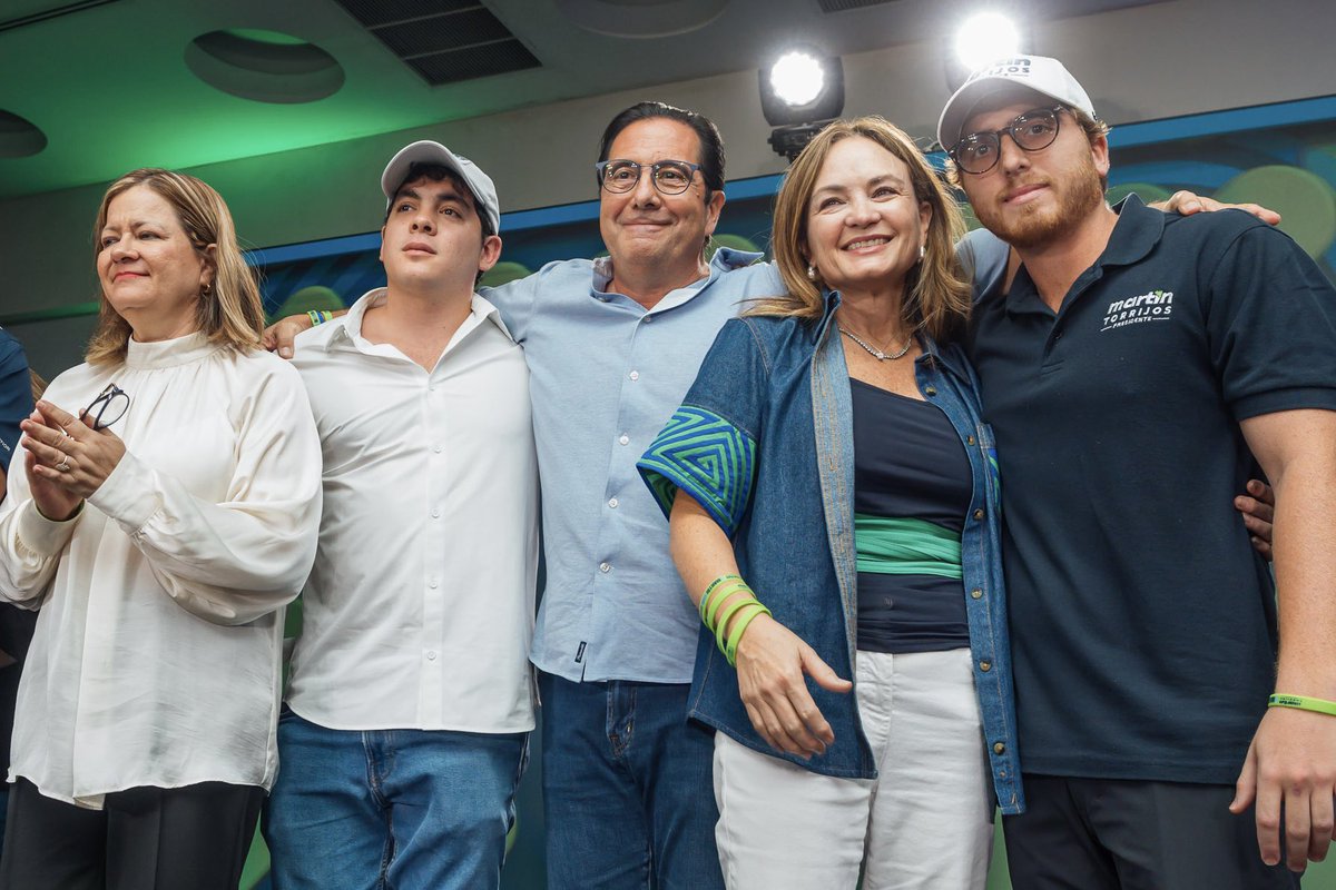 La Campaña Electoral ha terminado.  Panamá eligió y respetamos su decisión.   A los más de 360 mil panameños que nos dieron su confianza y su voto, les hago llegar mi gratitud.  Me siento honrado por habernos encontrado en esta intensa jornada.   A la juventud de nuestro país le…