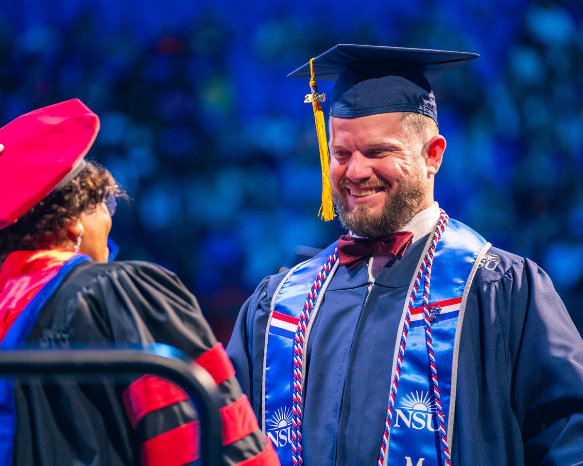 ✨ L a t e p o s t ✨ But a good one! We’re still reminiscing on last week’s graduation ceremonies. Congrats to every Shark who’s now forever a part of the NSU family! 🎓 #NSUGrad