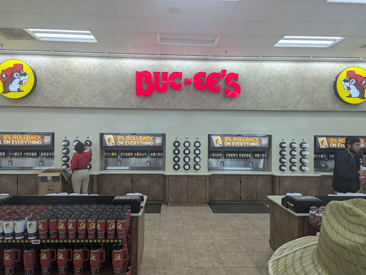 Fighting game community about to go INSANE in the Bucc-ee's