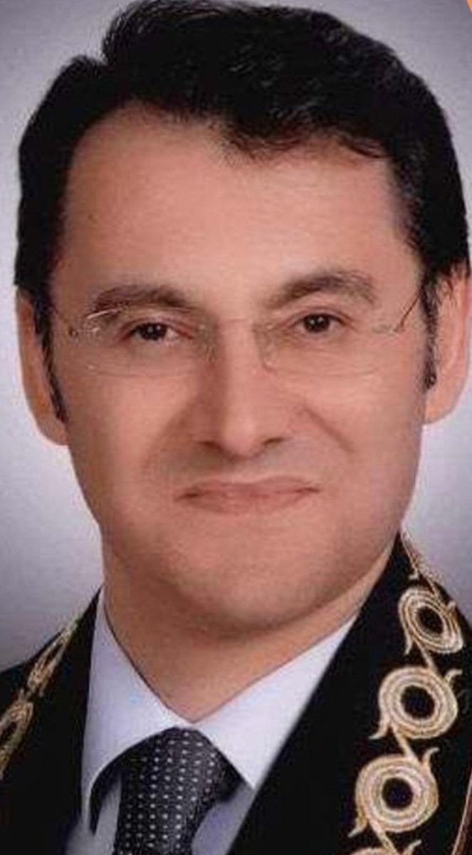 7 Yıldır hücrede tutulan ihraç AYM üyesi Prof. Dr. Alpaslan Altan'ın sesini duyan yok mu.?

#ÖnceAnayasayaUyun