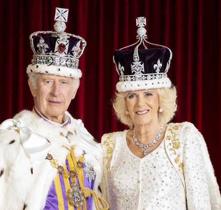 #AbolishTheMonarchy while the rest of us struggled with the #CostOfLivingCrisis the richest family in the U.K recently got a 45% pay increase, on top of that they paid no inheritance tax. #NotMyKing #KingCharlesIII