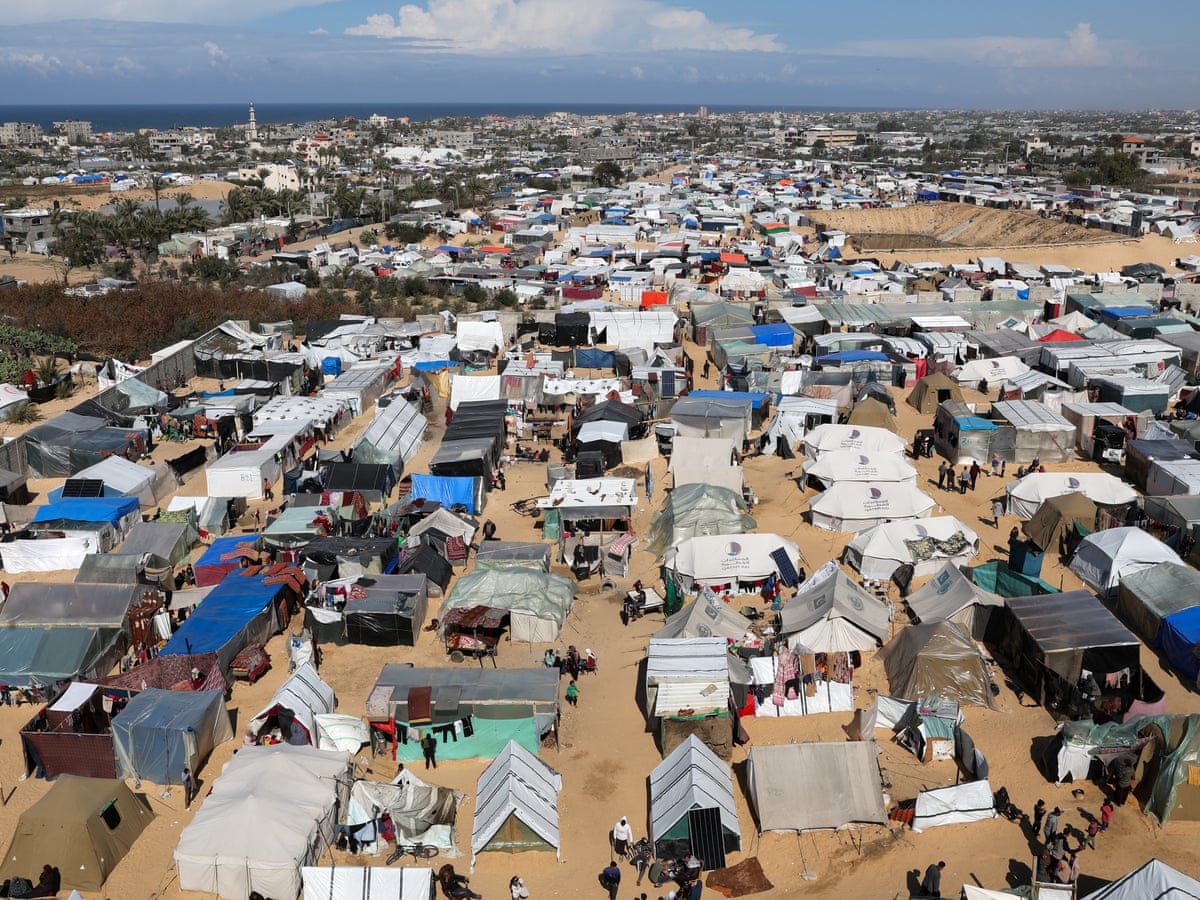 BREAKING: 

🇮🇱 Israeli tanks enter Rafah.  

Rafah is a settlement of 1.5 million refugees from Gaza, who live in tents.  There are hundreds of thousands of children.  A genocide more terrible than the previous months will happen here.

Israeli army spokesman:

'Meanwhile, army…