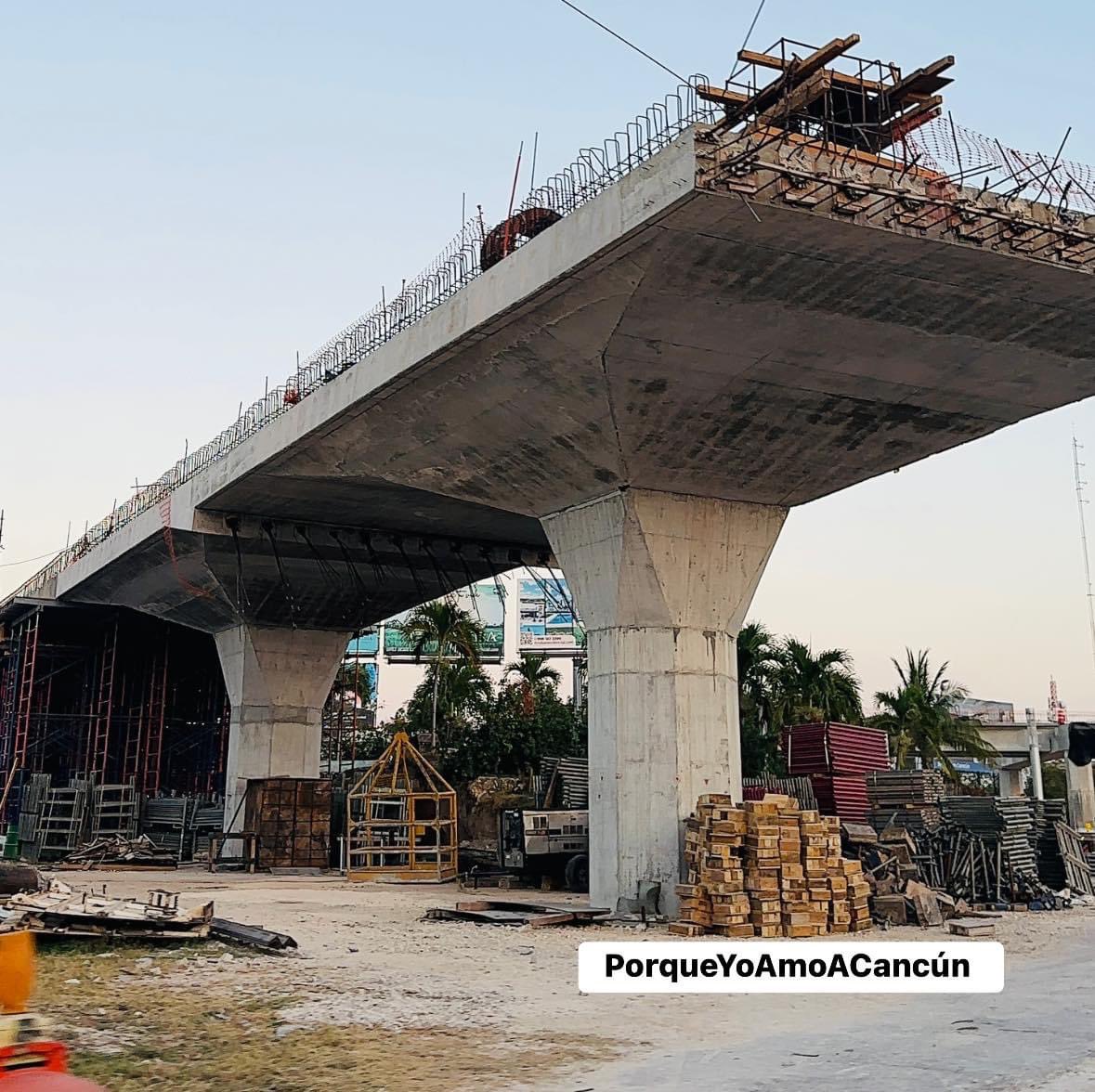 El puente Nichupté avanza a paso firme 😎
#OrgullosamenteCancunense ❤️