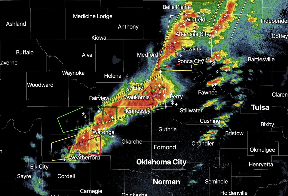 Supercell thunderstorms continue to fire across parts of Oklahoma. Multiple tornado warnings are in effect northwest of Oklahoma City. Dangerous setup to continue across parts of OK and KS over next several hours!