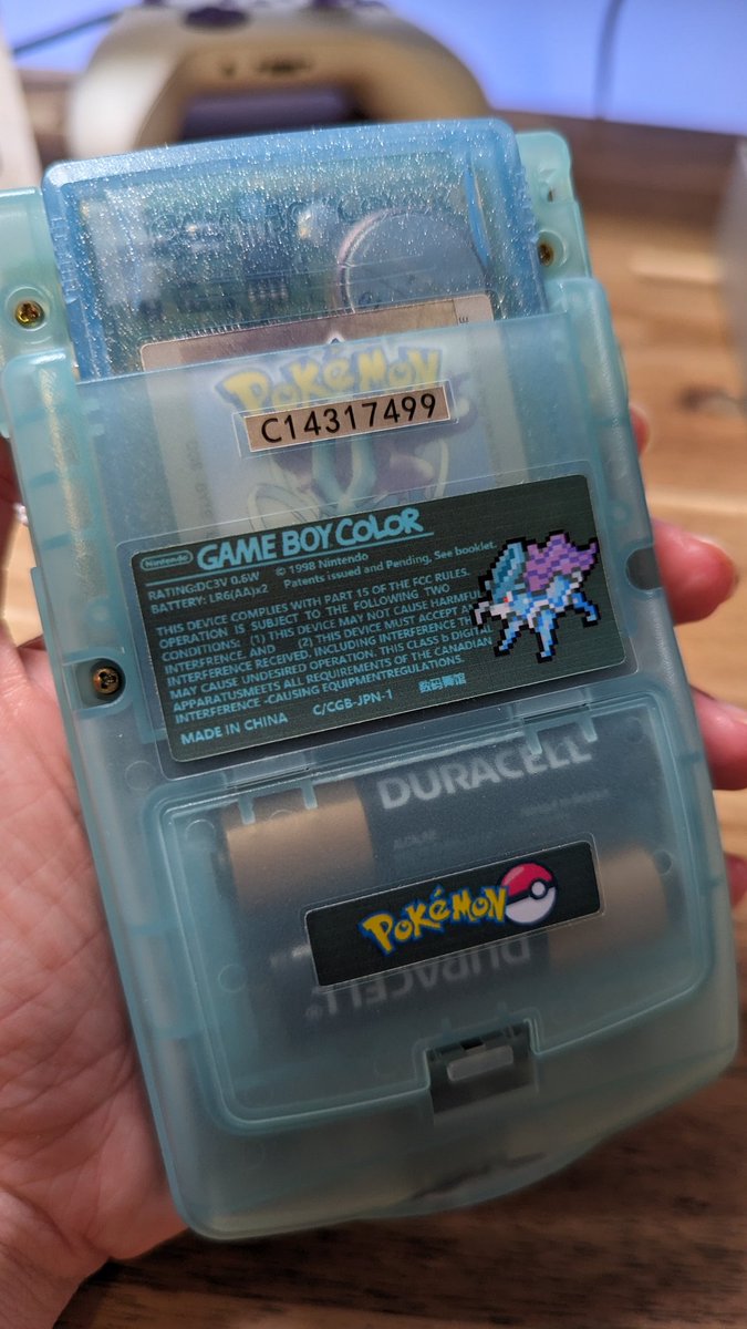 My first GameBoy Color mod was a success! It was also my first time soldering! I am so in love with this thing!!! How the F*** did we manage to play on those old screens back in the day?!?! 😂