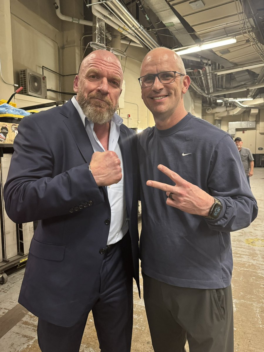 Excited to have Coach @dhurley15 representing 2024 @NCAA Champions @UConnMBB at #WWERaw in Hartford tonight. Get ready to experience a big night on the red brand.