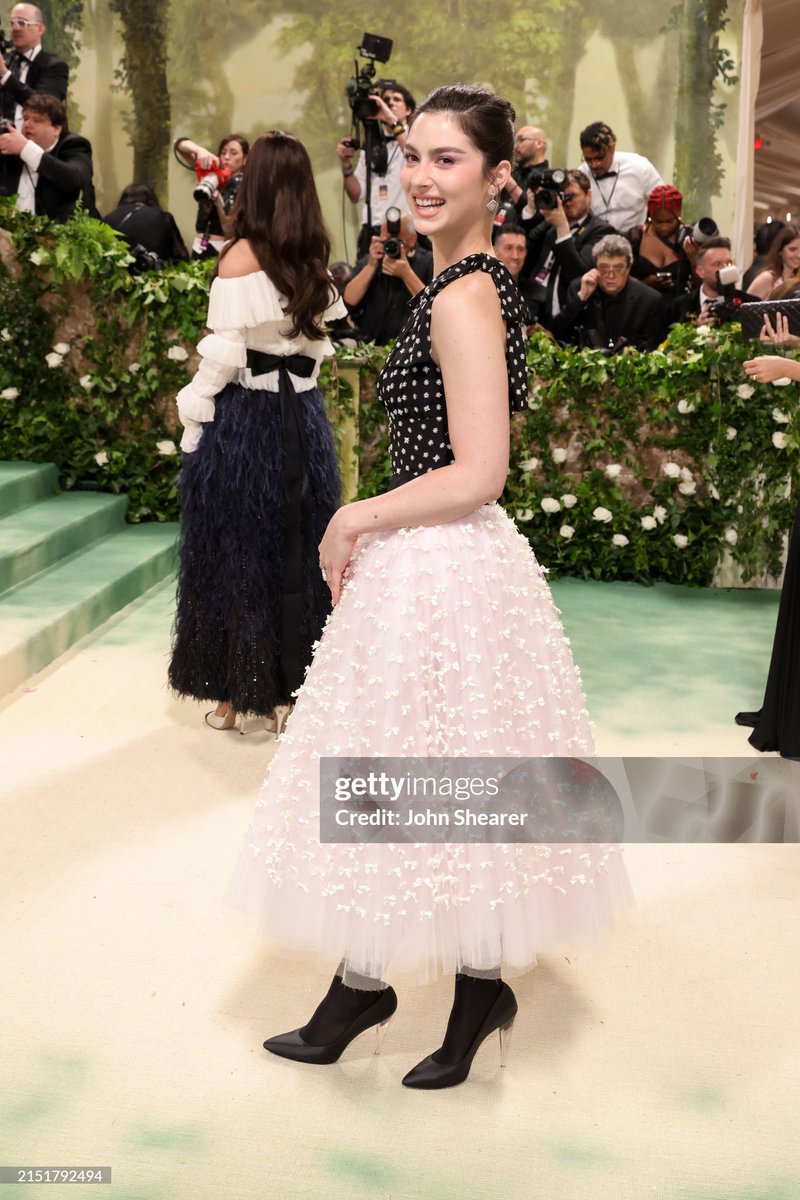 Gracie Abrams #MetGala