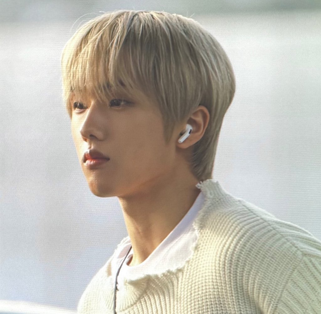 proxysung's tweet image. 🍯🌙💫✨