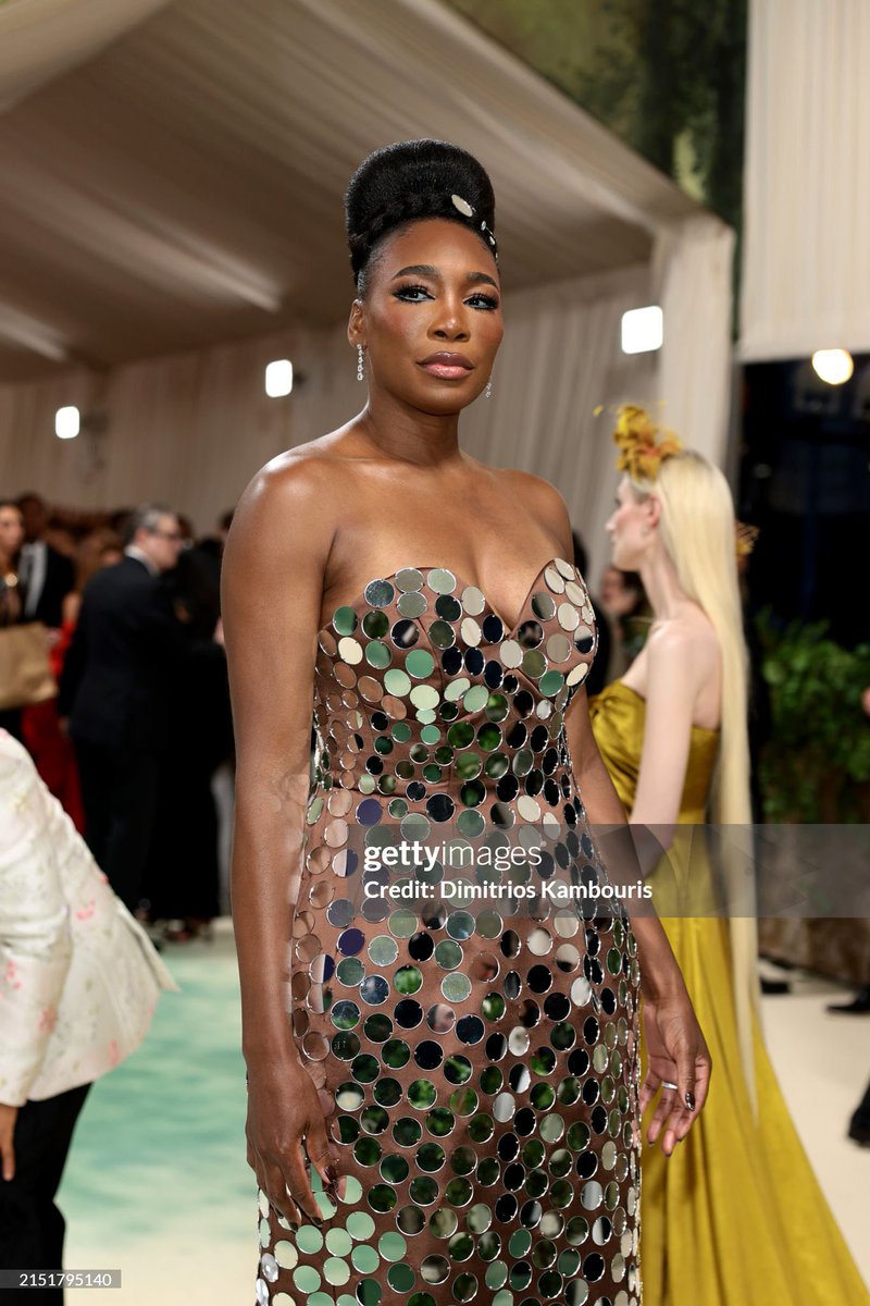 Ent_Discussion's tweet image. Venus Williams #MetGala