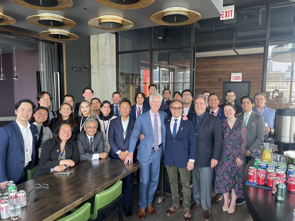mtlawton's tweet photo. Scenes from another fantastic AANS meeting in the Windy City. ��What Mattered” is connecting and reconnecting with great people in our robust community… https://t.co/dDgmBqIVnh