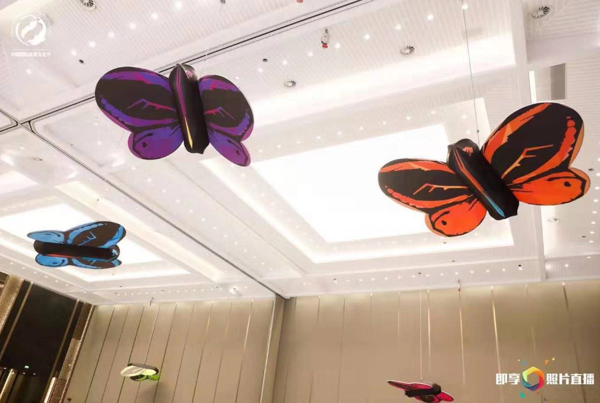 Round tube style —— case 10

Why not get rid of the ceiling of the boring masses and choose something unique? For example, this butterfly shape is perfect for museums or children's areas.

#roundtube
#pipe
#exhibitionextrusion
#hangingsign
#suspendedceiling
#hangingceiling