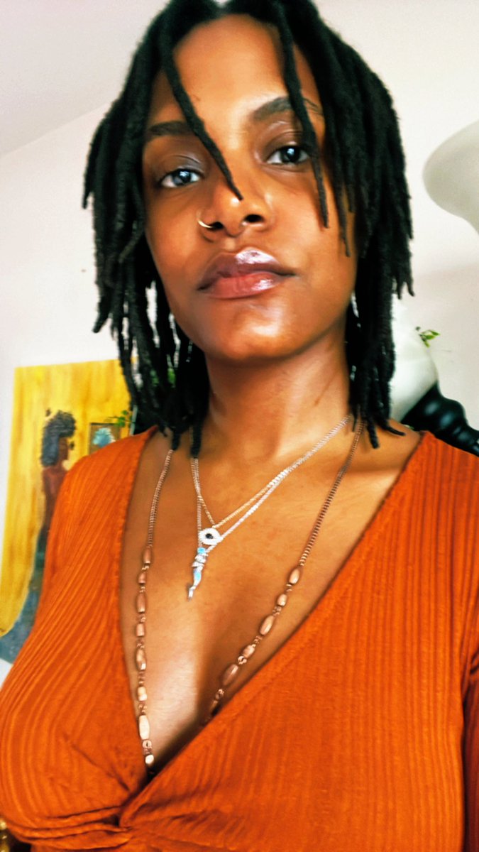 TheRealNatou's tweet image. I was in my fae vibe heavily this past weekend 🧚🏾✨ #locd #locs #natural #lightworker #goddessenergy