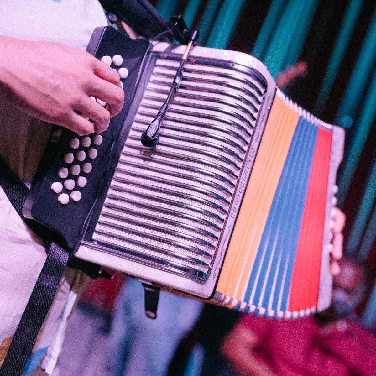 ¡Vallenato Narrado en #LaPascasia! En esta ocasión, @luisjavieracordeon y su conjunto vallenato nos contarán historias de Rafael Orozco, porque El Cacique Diomedes no llegó…