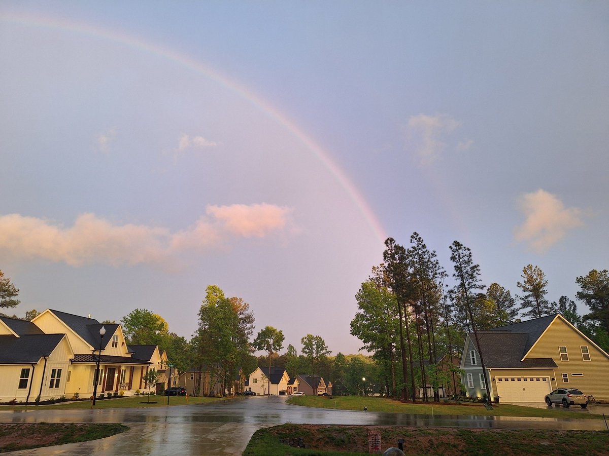 Wagner House at the end of the rainbow! 🌈 Good omen? PC Chrissie Connor

#granvillecountync #eleanorwagnerauthor #ladyghostbuster #ladypodcaster #paranormal #ghosts #authoreleanorwagner #newjerseyspirithunters #authorsofinstagram