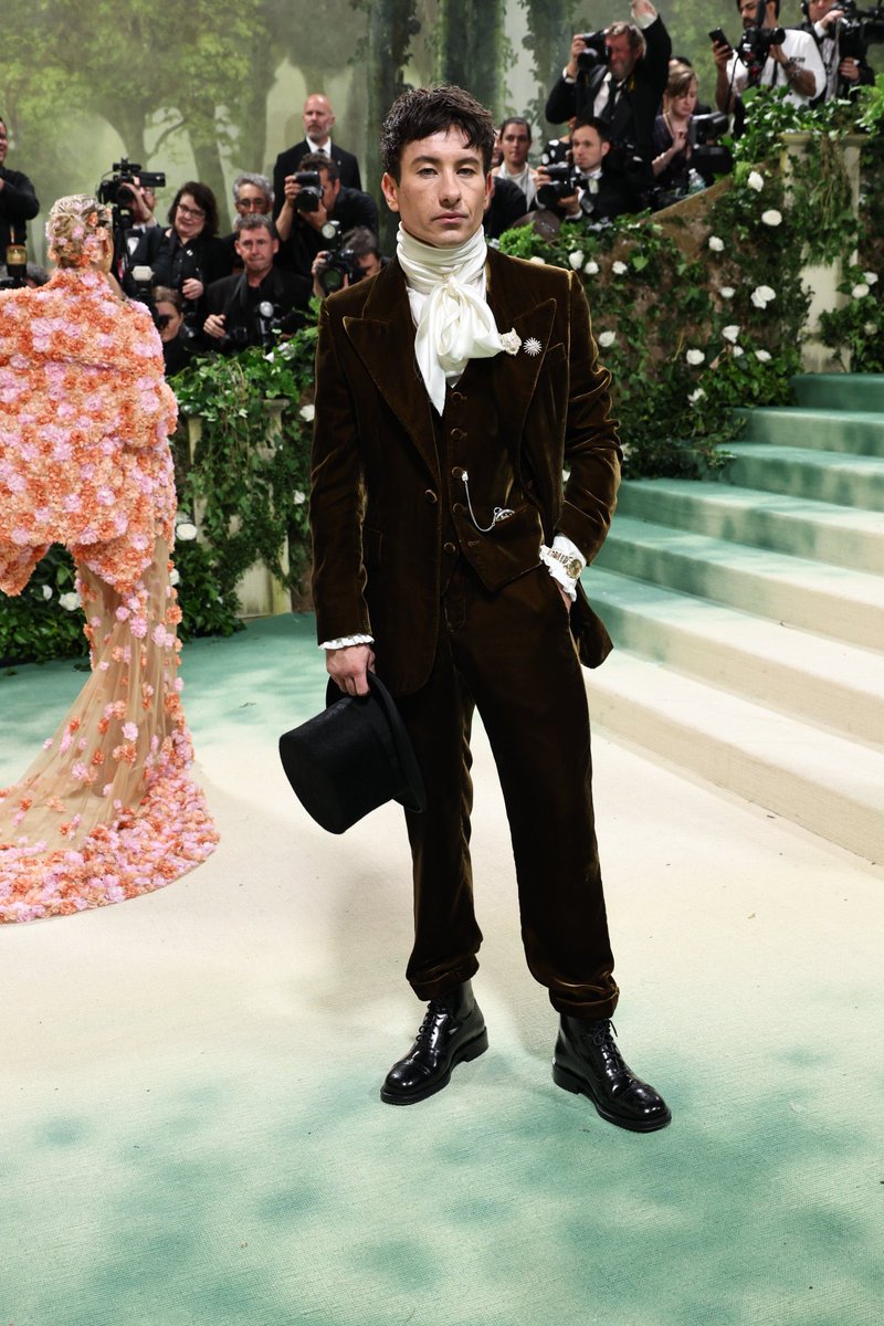 Assignment on point. Barry Keoghan for the 2024 #MetGala