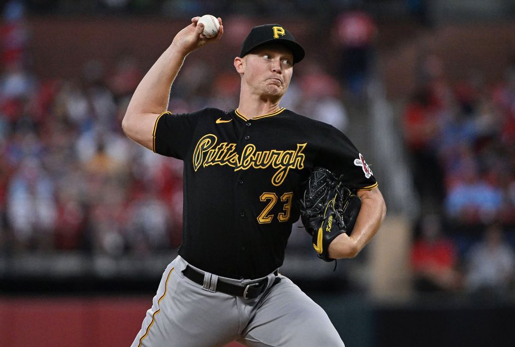 TheBuccoBeat's tweet image. Mitch Keller 𝗖𝗢𝗠𝗣𝗟𝗘𝗧𝗘 game 💥

𝟗.𝟎 𝐈𝐏
5 H
1 R
1 BB
5 K

Heck of a night from Mitch🔥