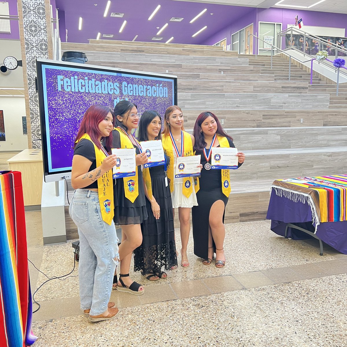 Noemi Davila (@nq_davila) on Twitter photo Proud families celebrating the 3rd graduating class for Dual Language <a href="/SAISDBrackHS/">Brackenridge HS, SAISD</a> . Each year our number grows. Congratulations students and parents. Proud families celebrating the 3rd graduating class for Dual Language <a href="/SAISDBrackHS/">Brackenridge HS, SAISD</a> . Each year our number grows. Congratulations students and parents.