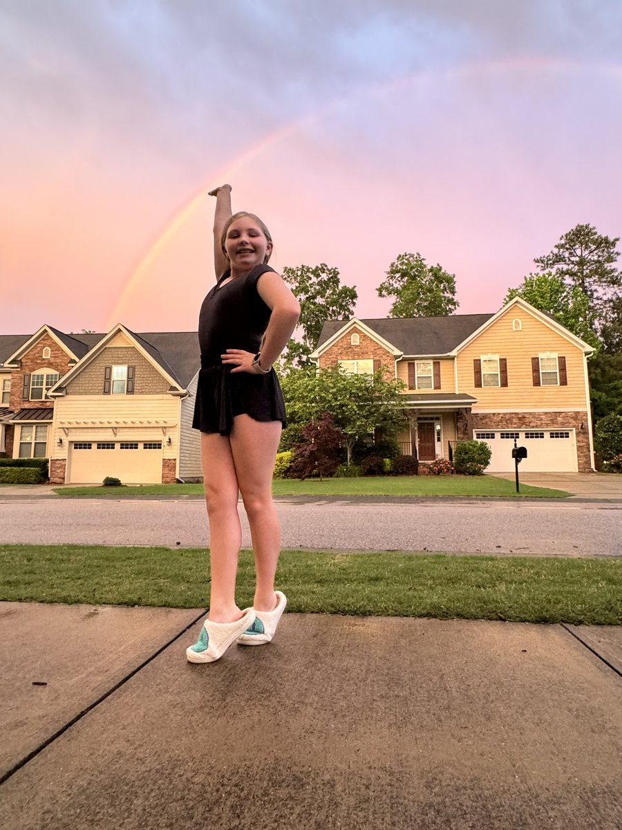ScottieB25's tweet photo. @katcampbellwx @wralweather seems every year we have a rainbow pic to share! We shared a similar one just over a year ago! Starting a traditional rainbow pic from Apex! https://t.co/Hf8WP5eqgj