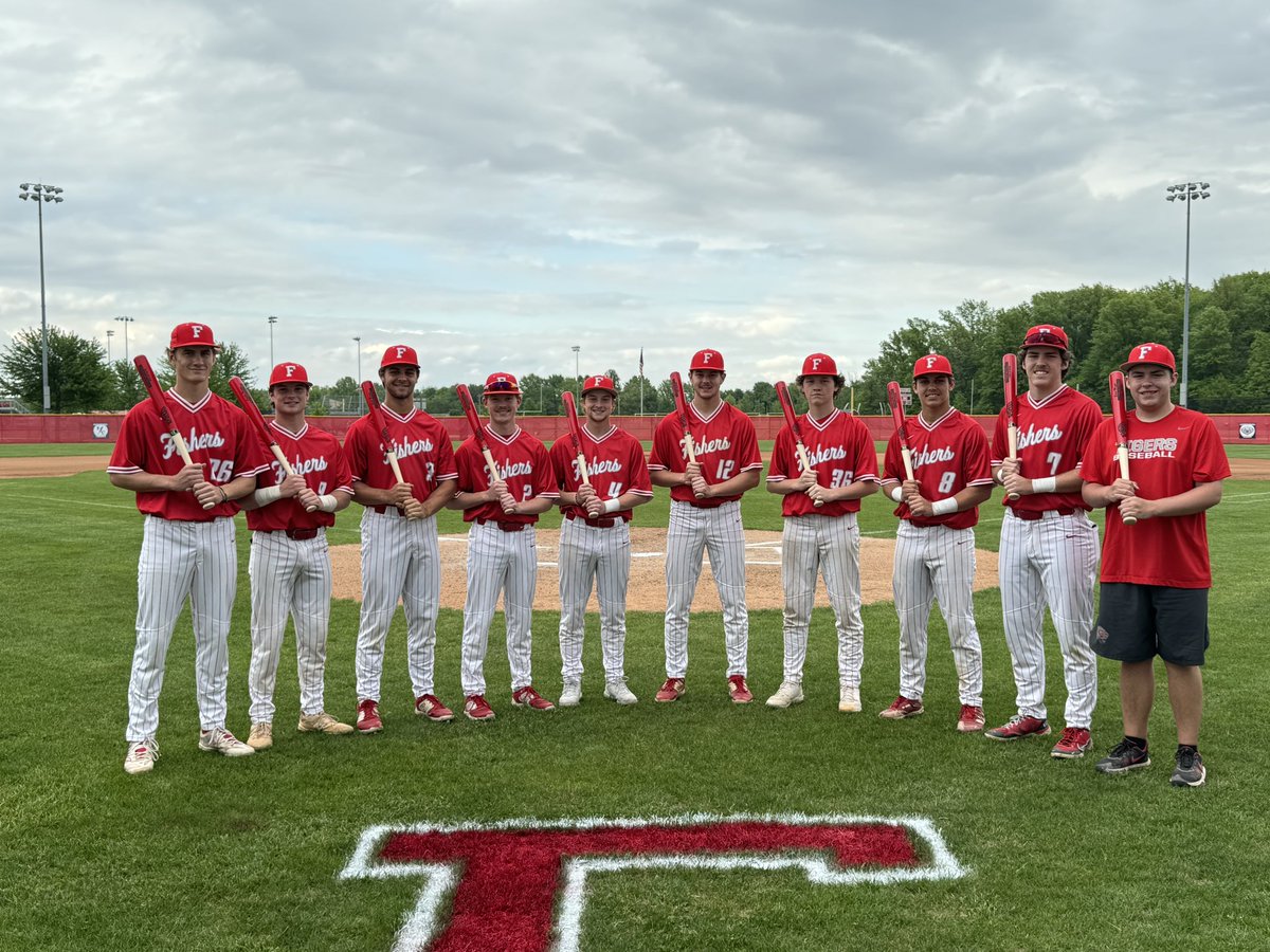 Senior Night at Varsity Baseball. Thank you, Seniors!