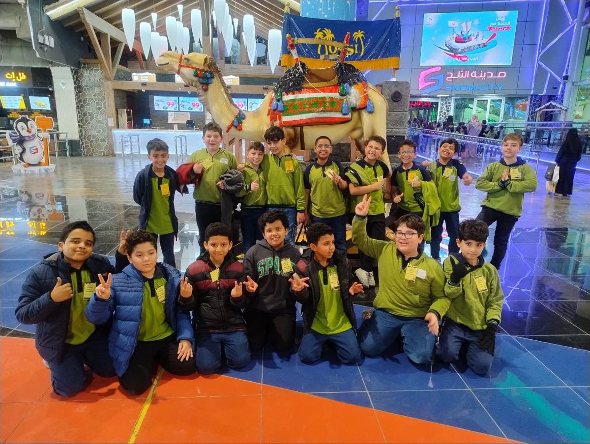 What a delightful trip it was with our friends and amazing teachers. We had a great time .🤩🤩🤩

Snow city ☃️☃️⛄️
✨4A✨
#snow #snowcity #snow_city #jeel_assafa_international_schools #trip
