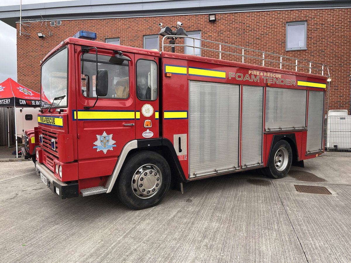 NE_EVS's tweet photo. Took the former @CDDFRS foam tender along to Crook Fire Station Open day last Saturday (04/05) - cracking day and fantastic effort from all who helped raise £1000+ for the firefighters charity 👏🏻 https://t.co/AkZkiklmhf