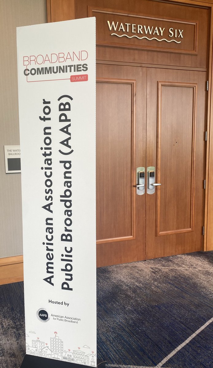 The <a href="/AAPBroadband/">AAPB (American Association for Public Broadband)</a> pre-conference sessions are well under way with <a href="/gigibsohn/">Gigi Sohn</a> and the rest of the 'How to Build a Public Network' panel diving into topics such as building community support, partnering with ISPs and financing. 

Our panelist, Kerem Durdag from <a href="/gwimaine/">GWI - Great Works Internet</a> aptly put