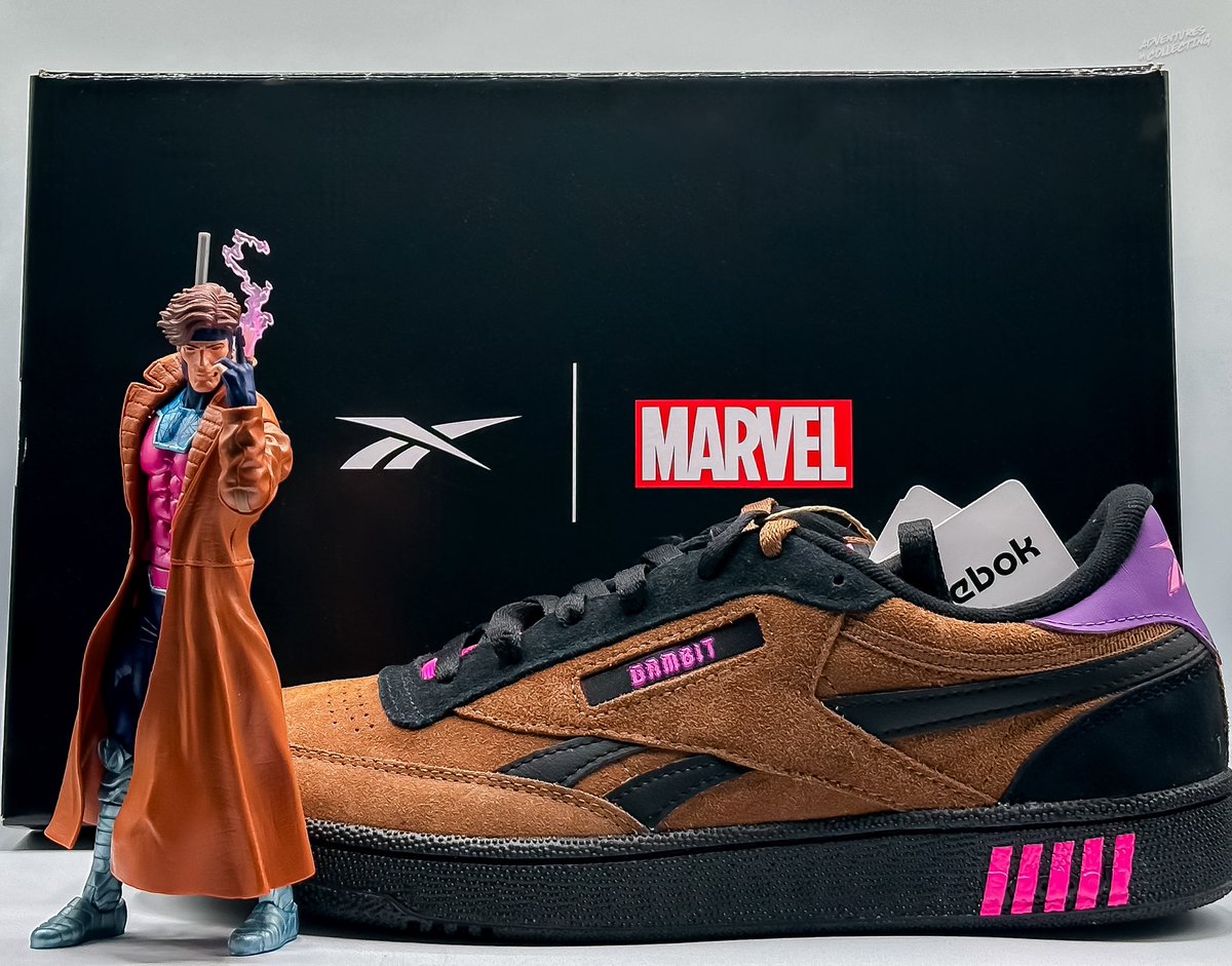 🃏👟CARDS & KICKS👟🃏

They’re even cooler in-person! Designed by @urbanaztec, the @reebok x @marvel #XMen sneakers have arrived safely on this #MarvelMonday from @champssports and they look great, dontcha agree, mon ami? 🔥

#sneakers #reebok #marvel #xmen97 #xmen #marvelmonday