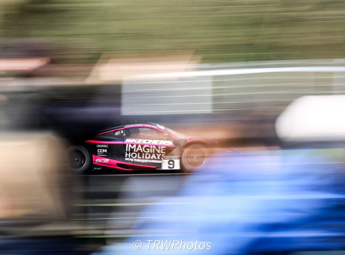 Here’s some more #OultonPark pics.
#BritishGT #MotorSportPhotography