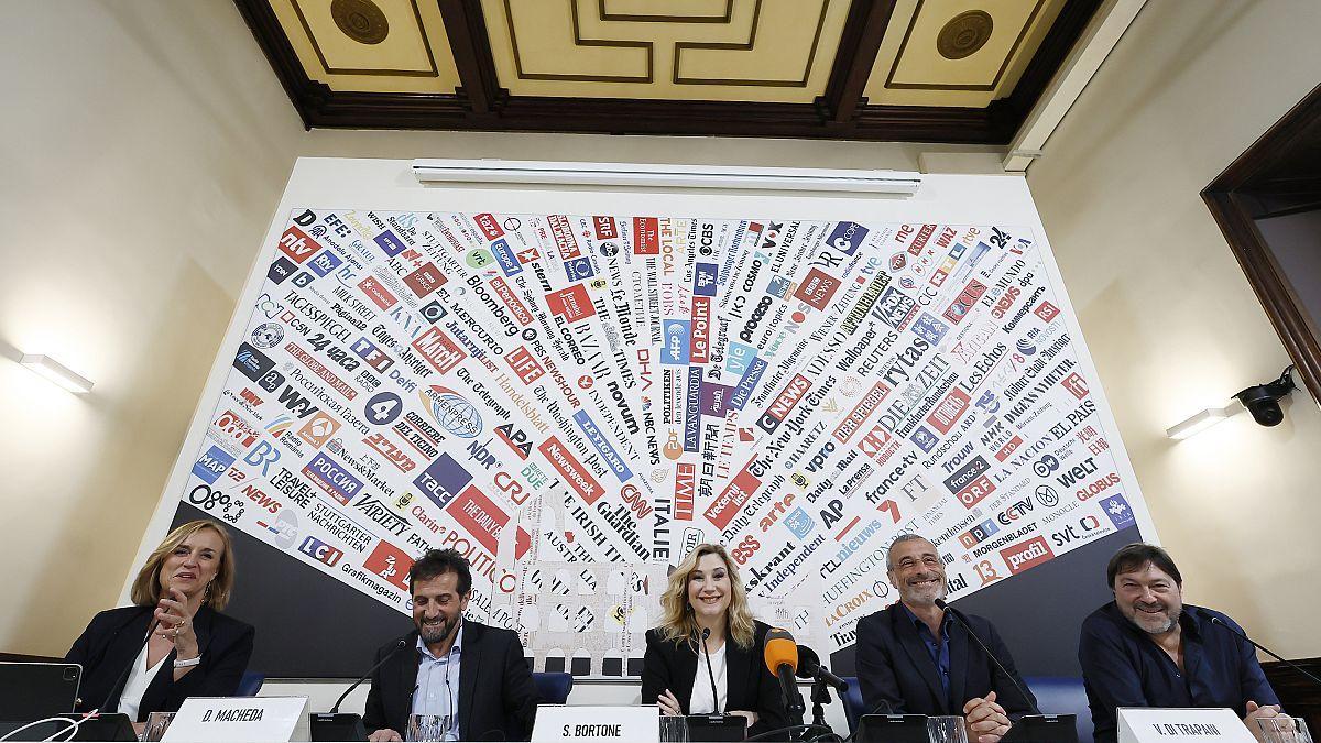Italian public broadcaster Rai's journalists strike over censorship row euronews.com/2024/05/06/ita…