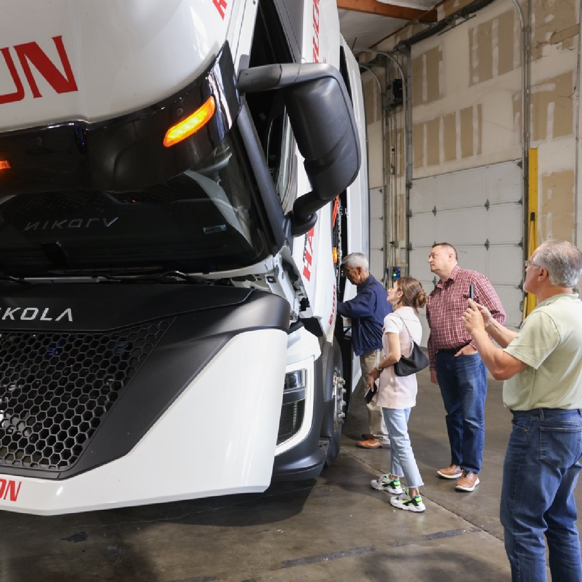 Thank you again to our partners, supporters, and attendees for making our #Stockton Ribbon Cutting and Open House a success. Together, we're driving toward a cleaner future for commercial transport. Stay tuned for more exciting updates and events from #ETHERO Truck + Energy!