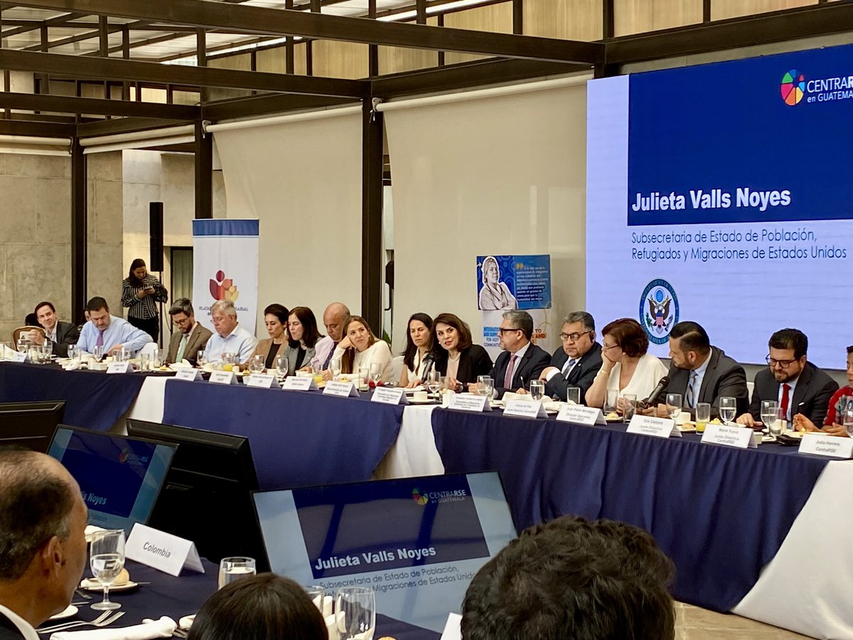 Thanks @WorldBank and governments of 🇬🇹 and 🇪🇨 for leading today’s conversation on increasing private sector engagement to implement shared commitments under the LA Declaration. We're building partnerships advancing safe, orderly, humane, and lawful migration management in the