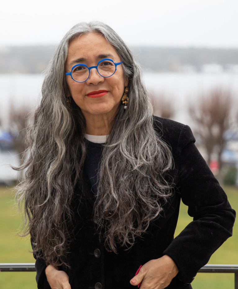 cultura_mx's tweet photo. La Secretaría de Cultura del @GobiernoMX felicita a la escritora mexicana Cristina Rivera Garza (@criveragarza), quien ha sido galardonada con el Premio Pulitzer (@PulitzerPrizes), en la categoría de Memoria o autobiografía, por su libro "El invencible verano de Liliana", obra que narra la búsqueda de justicia para su hermana.

📸 Annette Hornischer