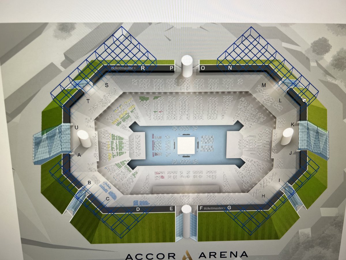 Ticket sales are strong for @BellatorMMA Paris. The gray areas are sold. Green and yellow shaded areas are what’s left. Some blue areas in the upper deck, too. Big grudge fight @CedricDoumbe vs @jaleelwillis1 .