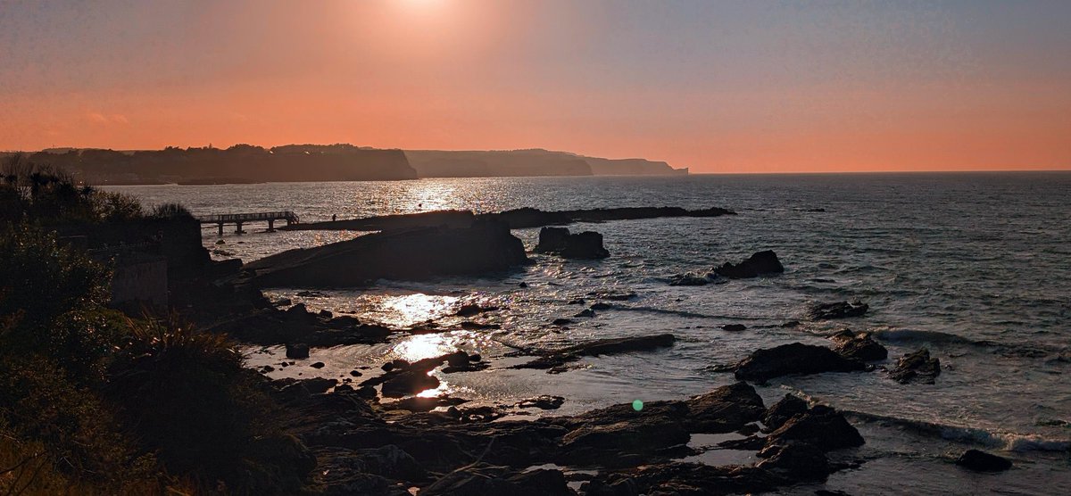 Sunset at Pans Rocks, Ballycastle. 

📸 Anne Kelly • @annlizkelly