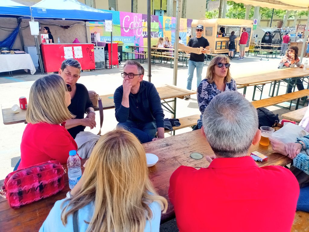 ERCCabrils's tweet photo. Ahir vam tancar la Festa Major de la Santa Creu compartint taula, música, vermut i xerrada amb els diputats @jmjovellado i @monicapalacin29 .

Gràcies per acompanyar-nos!

Amb vosaltres, amb nosaltres, #GuanyaCatalunya.

#Cabrils #FMSC2024 #semprehisom https://t.co/2VjnnWRcxa
