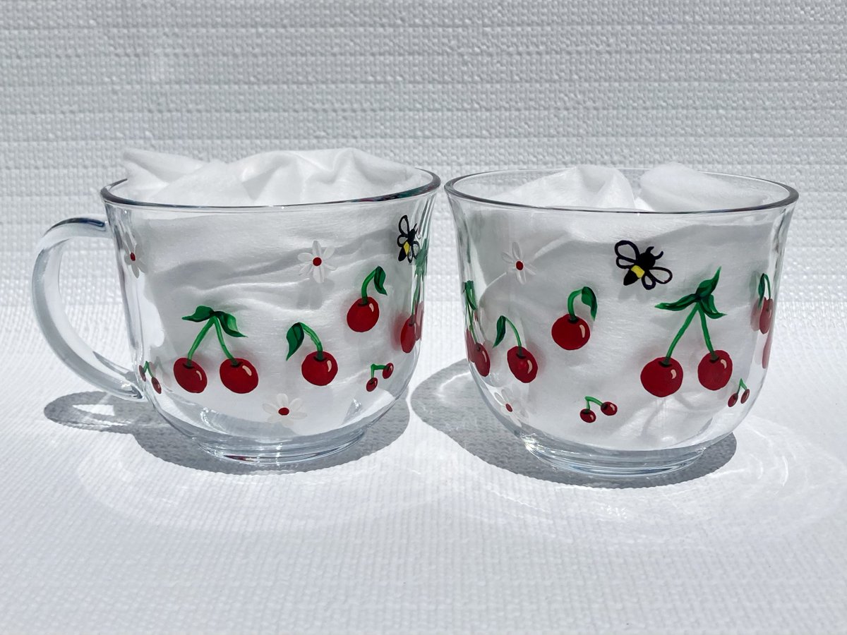 Jumbo cups with cherries etsy.com/listing/171788… #cups #jumbocups #cherrycups #SMILEtt23 #CraftBizParty #etsy #mothersdaygift #etsyshop #handpaintedcups