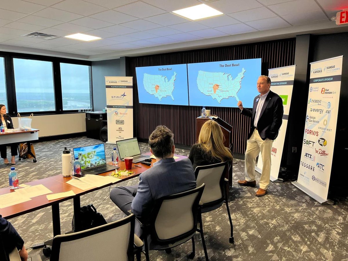 Leadership Kansas tweet media