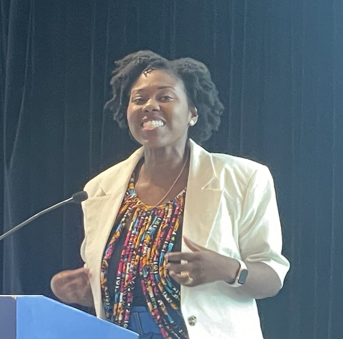 DavidLeeValor's tweet image. Yvette Efevbera  SHE Thinks Group speaking Connecting the Dots: Thinking outside the box to end Gender based violence #EvidenceToAction