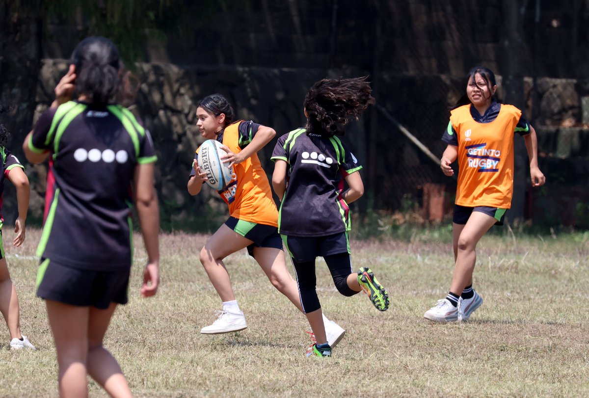 💙🏉 La tercera fecha del Torneo Metropolitano de rugby 7s estuvo cargada de emoción y mucha acción, con las categorías masculina, femenina y la exhibición de infantiles. Acá la galería completa 💙📸 flic.kr/s/aHBqjBp9QV #PasiónPorGuatemala #Guatemala #Rugby #rugby7s