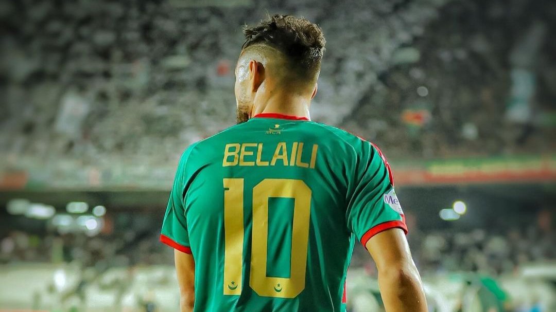 Youcef Belaïli devrait prolonger au MC Alger avec revalorisation salariale à la clé ! ✍🏽

L'international Algérien a récemment eu une réunion avec sa direction au sujet de son avenir.

🗞️ @afrikfoot (🥈) via @OnzeMondial