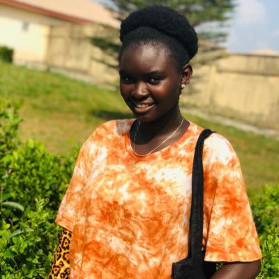 Watch 𝐋𝐚𝐧𝐫𝐞's leaked NSFW photo on TwXstars