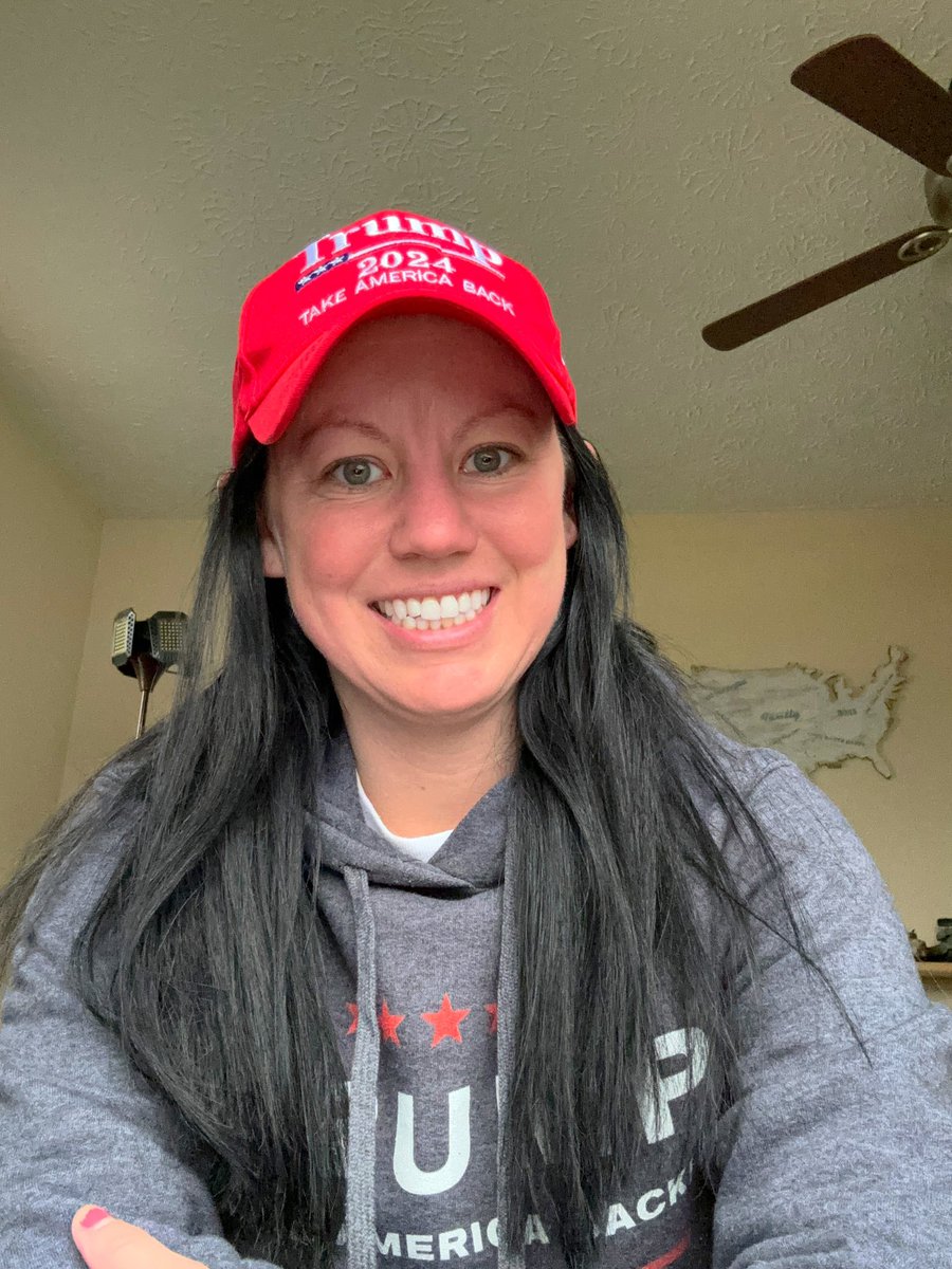 I’m Kelley Mekker. I’m 35years old. I’m from Ohio and I’m NOT voting for Joe Biden in November!!!

How about you?