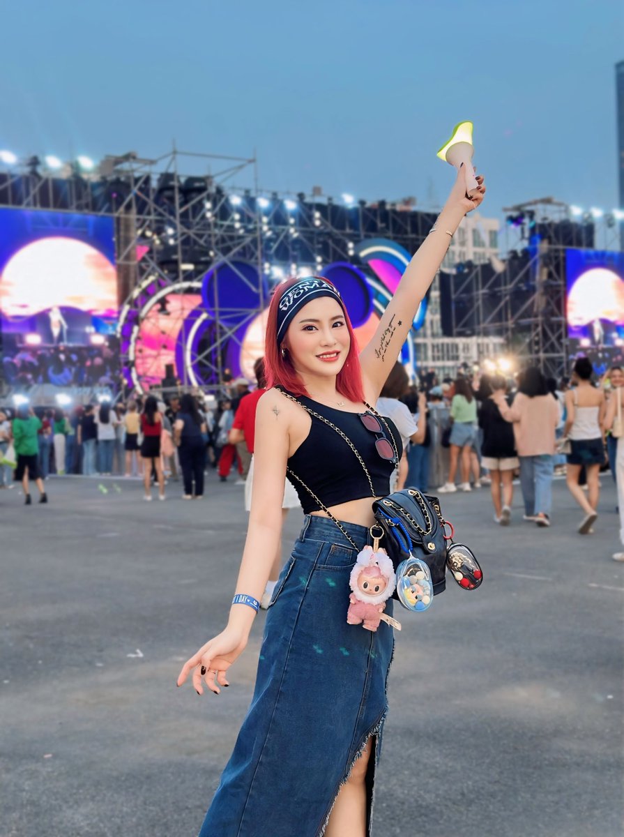 JinsuchaNarong1's tweet image. เหนื่อยแต่มีความสุขมากกก การเป็นผู้ให้ รู้สึกดีจริงๆ 💚😍👏🏻🪽 #youngjae #ยองแจ #อากาเซ่