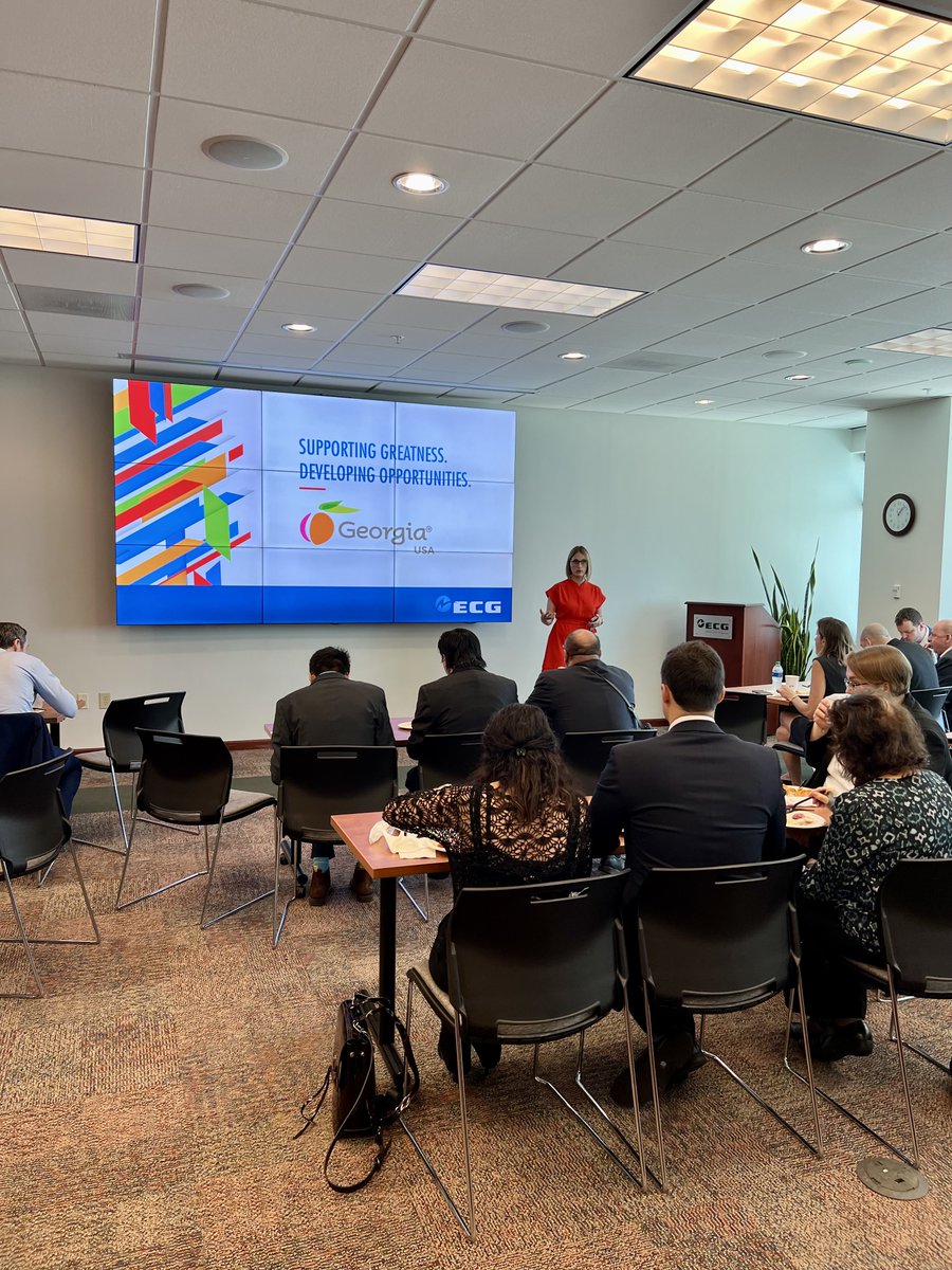 ECGLocationGA's tweet image. 𝙎𝙤𝙪𝙩𝙝𝙚𝙧𝙣 𝙝𝙤𝙨𝙥𝙞𝙩𝙖𝙡𝙞𝙩𝙮 𝙢𝙚𝙚𝙩𝙨 𝙜𝙡𝙤𝙗𝙖𝙡 𝙞𝙢𝙥𝙖𝙘𝙩!
As we kick off #EconDevWeek, we&apos;re glad to welcome @gdecd International Representatives from across the globe to our ECG Offices.
Welcome to Georgia!