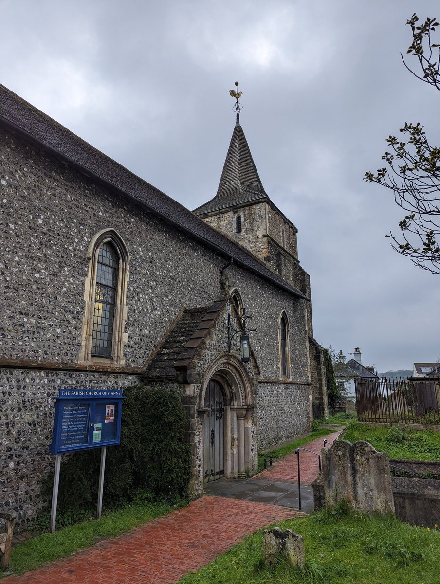 10 #Swifts flying and a call from one of the nest spaces above the main door of St. Anne's Church, #Lewes. At 8.50 p.m., one Swift finally entered a nest at 98 Western Road, just as it started to rain again. First one in our survey patch at the top of the town!