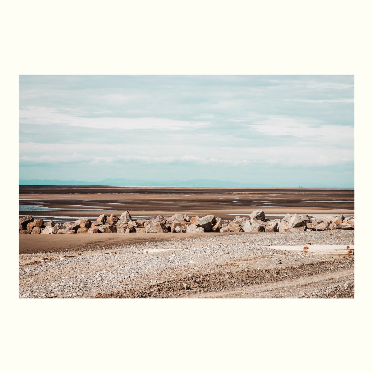 brewleydesign's tweet image. Bank holiday by the sea