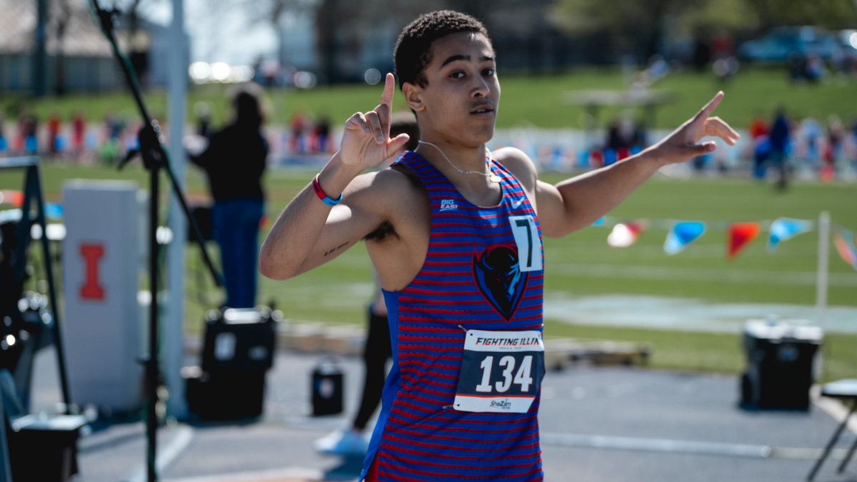 DePaulXCTF tweet picture